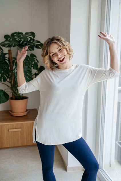 reparada-bambusova-tunika-dora-smetana