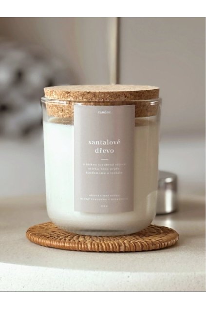 Reparada-svička-santalove-drevo