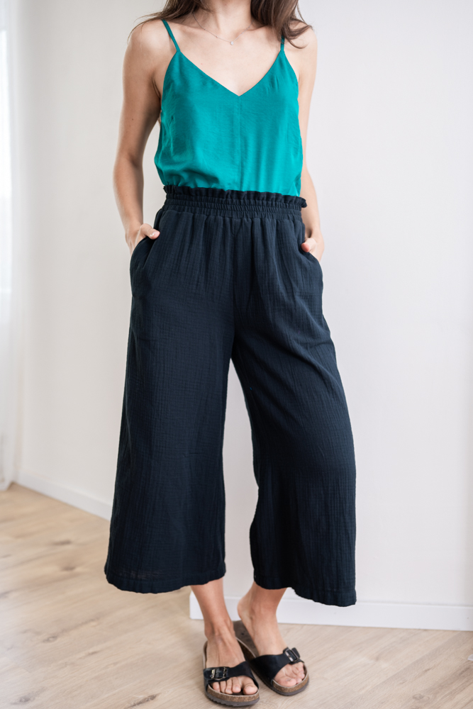 Levně Mušelínové culottes Esme černé