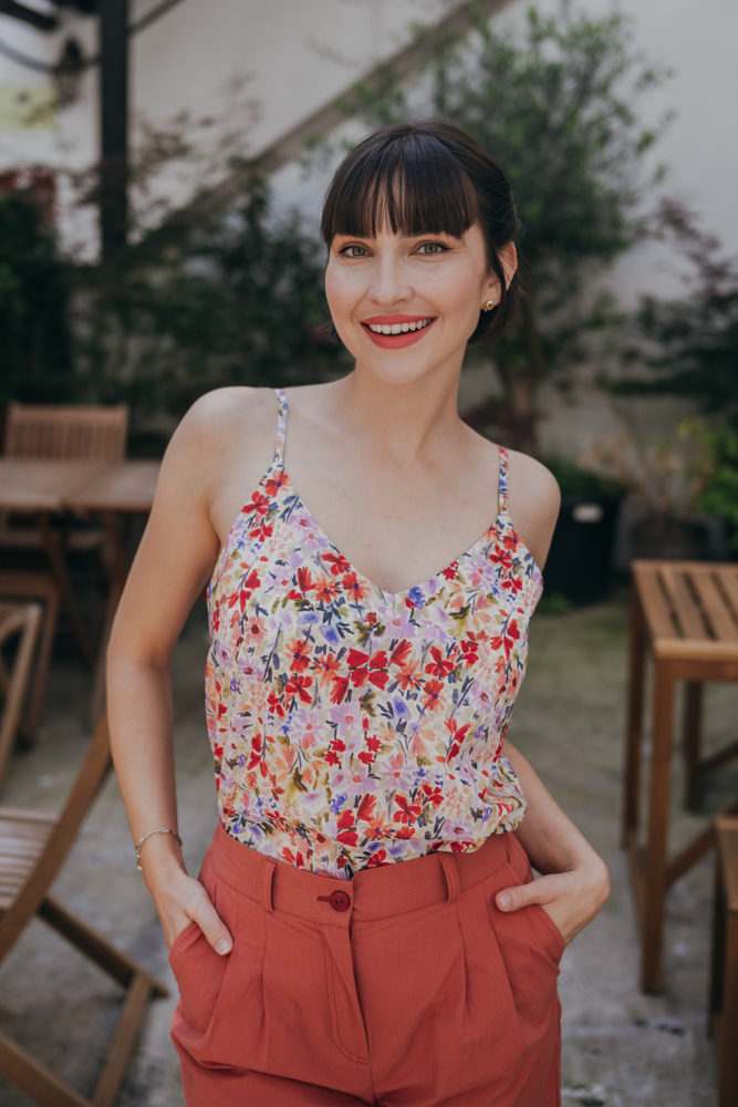 Levně Top na ramínka Lily Malířčina zahrada