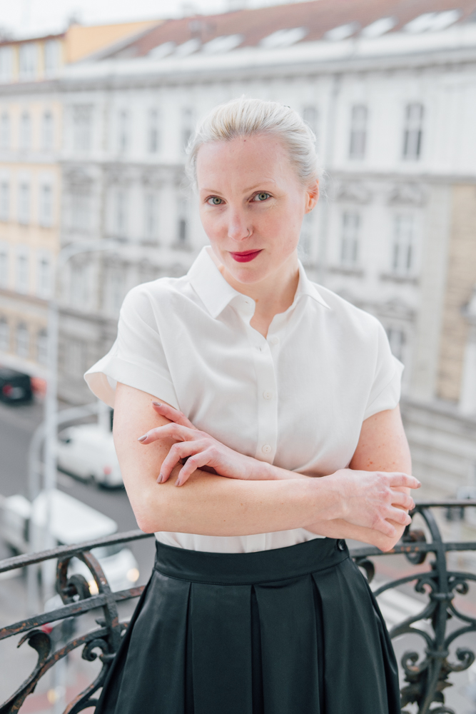 Levně Tencelová košile Vero mléčně bílá