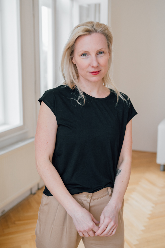 Bamboo tričko Ruby s kr. rukávem černé