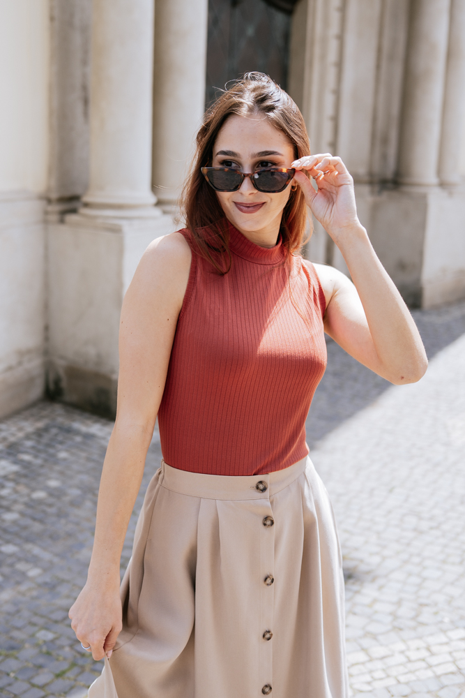 Žebrované tílko Rue terracotta Velikost: XL