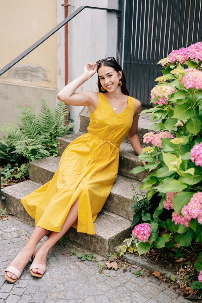 Letní šaty Caroline žluté Velikost: M