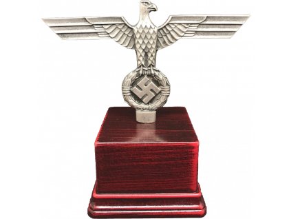 poletop eagle with swastika (1)