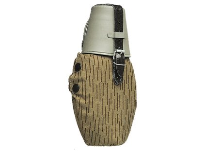 Láhev polní NVA jehličí se šálkem použitá