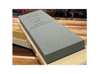 21641 japonsky hruby brusny kamen 220 naniwa