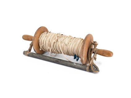 Olovnice námořní s lanem pro měření hloubky