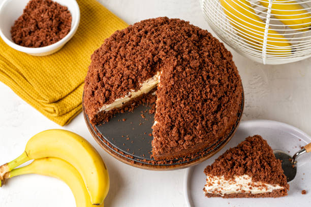 Krtkův dort: recept na klasiku s banány i letní verzi s jahodami