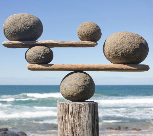 Tvoř klidně, žij silně: proč výkon bez vnitřního klidu nedává smysl