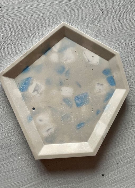 broušení terrazzo dekorace