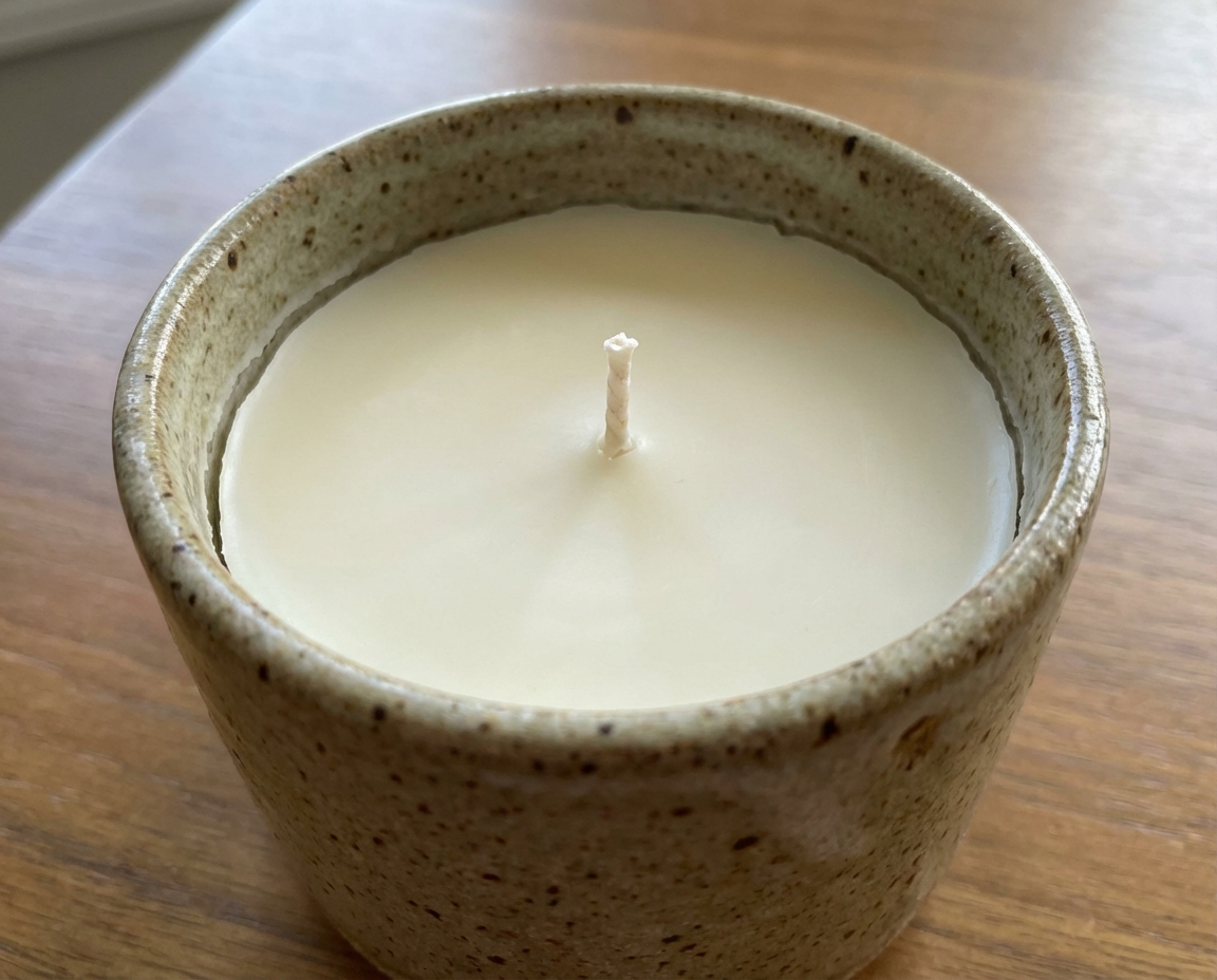 Oddělený vosk od nádoby