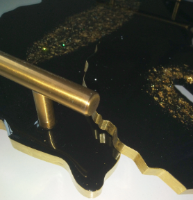 Zafarbené okraje podtácku