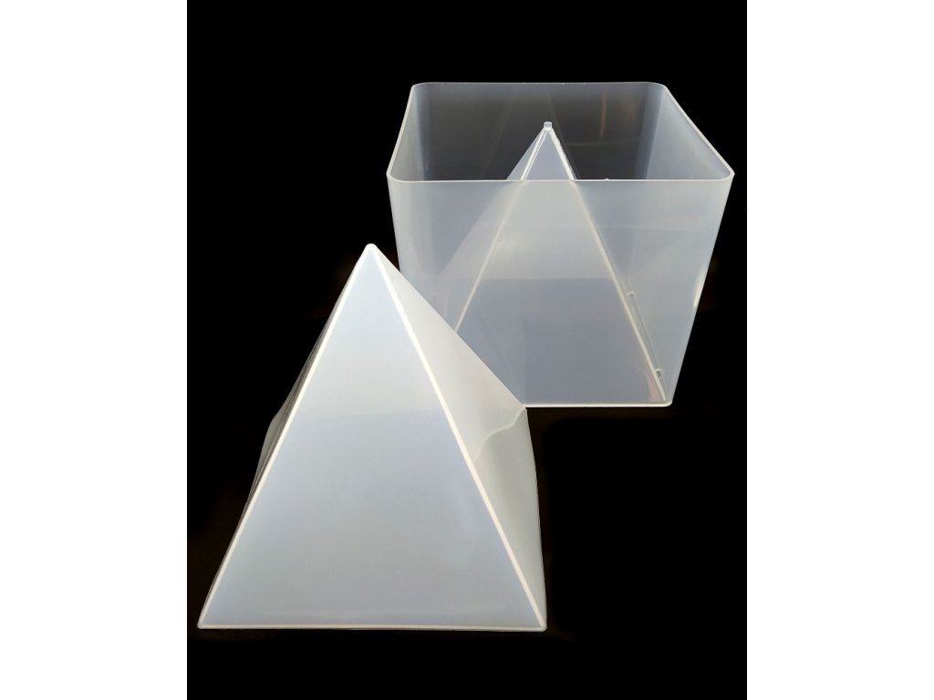 Silikonová forma na epoxidovou pryskyřici – pyramida 16 cm