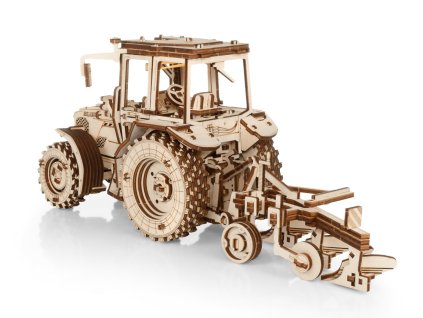 Dřevěná 3D stavebnice — traktor Belarus-82.3 s pluhem