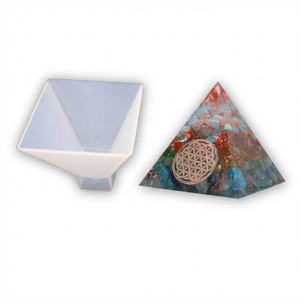 Silikonová forma – široká pyramida 9,5 cm