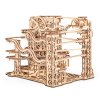 Dřevěná 3D stavebnice — kuličková dráha