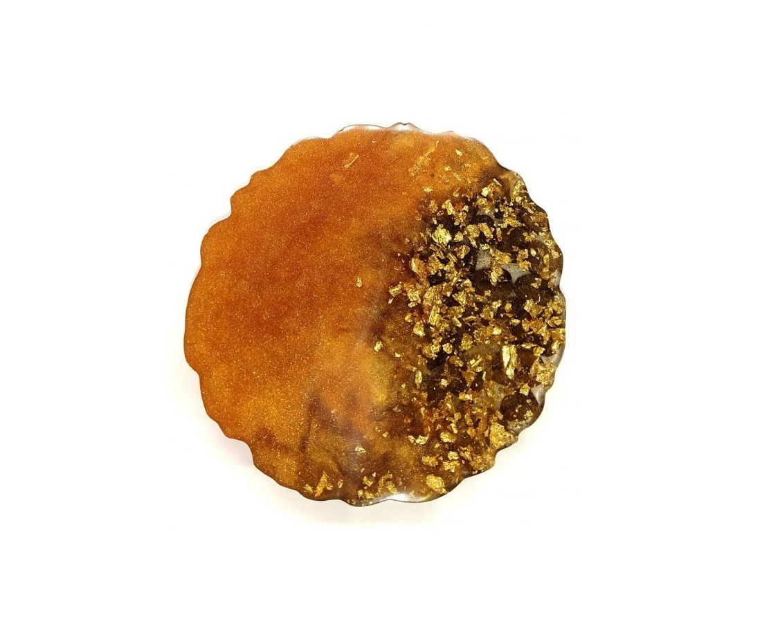 Podtácek z krišťálovej živice