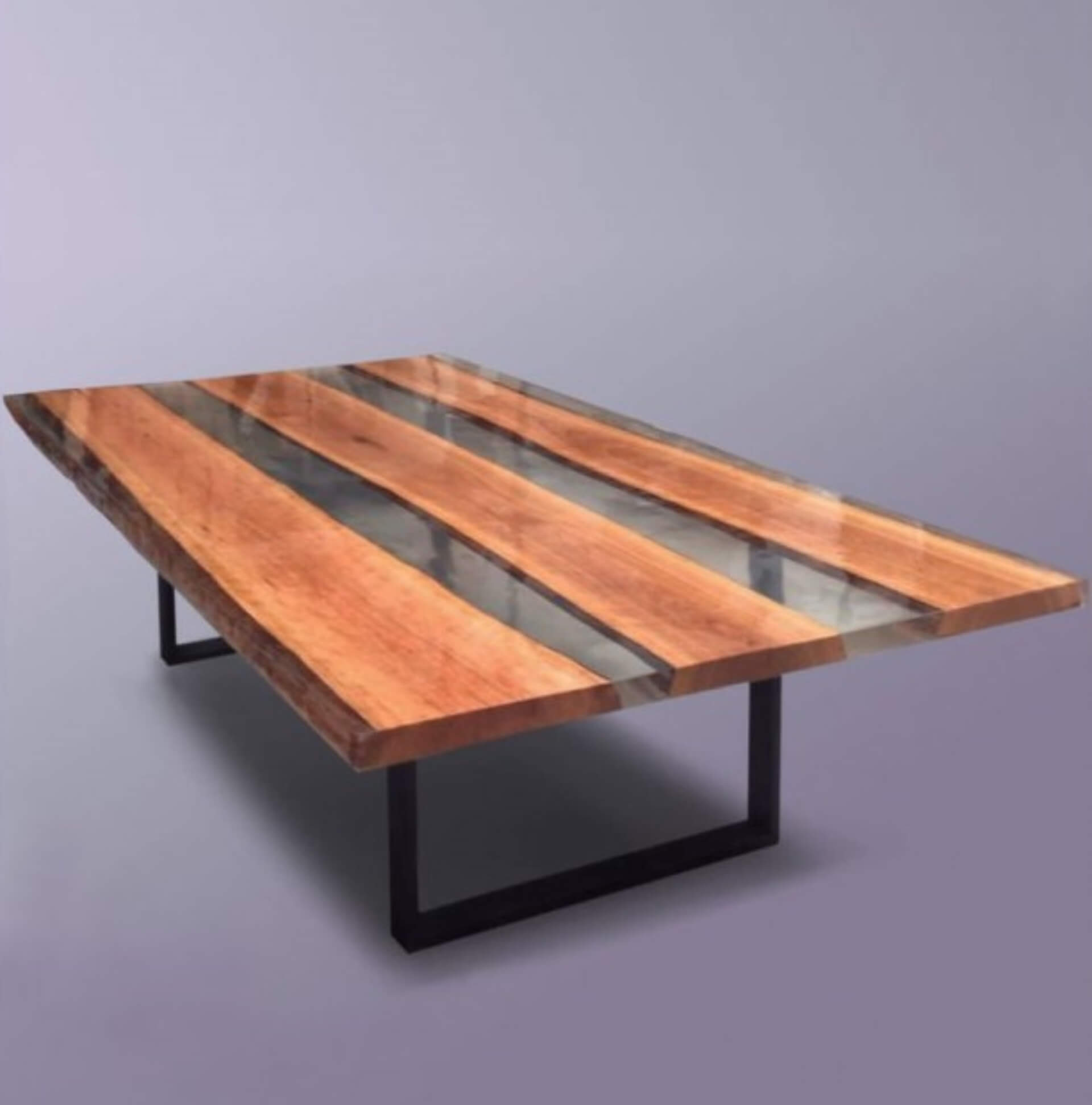 Stôl z epoxidovej živice