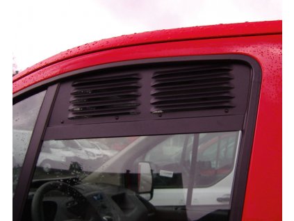 Okenní větrací mřížka pro kabinu řidiče Ford Custom a Ford Tourneo Custom od roku 2013