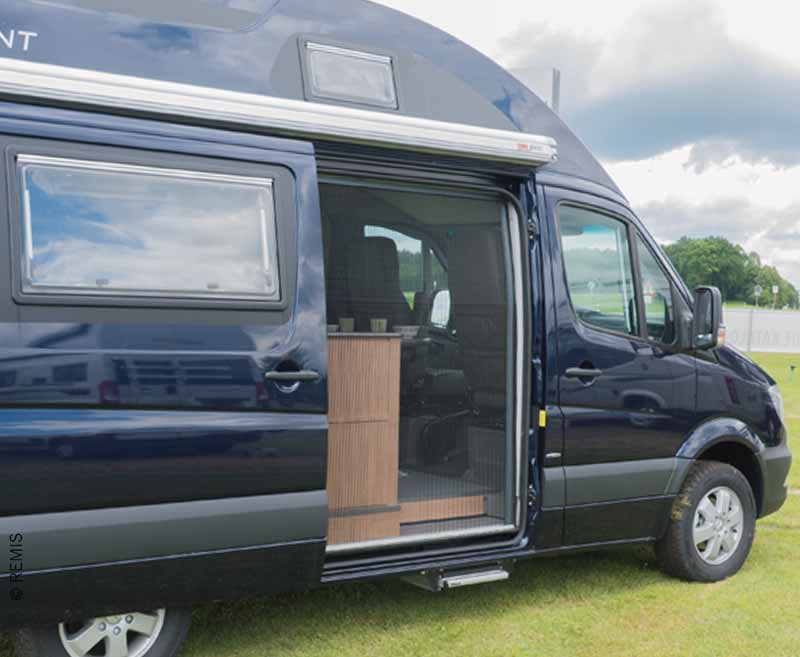 REMIS Dveře s ochrannou sítí proti hmyzu 1960x1360mm, MB Sprinter z roku 2006, vysoké provedení