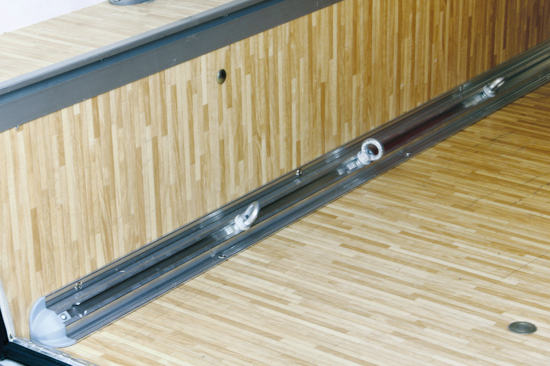 FIAMMA Rohová upevňovací sada pro zadní garáž