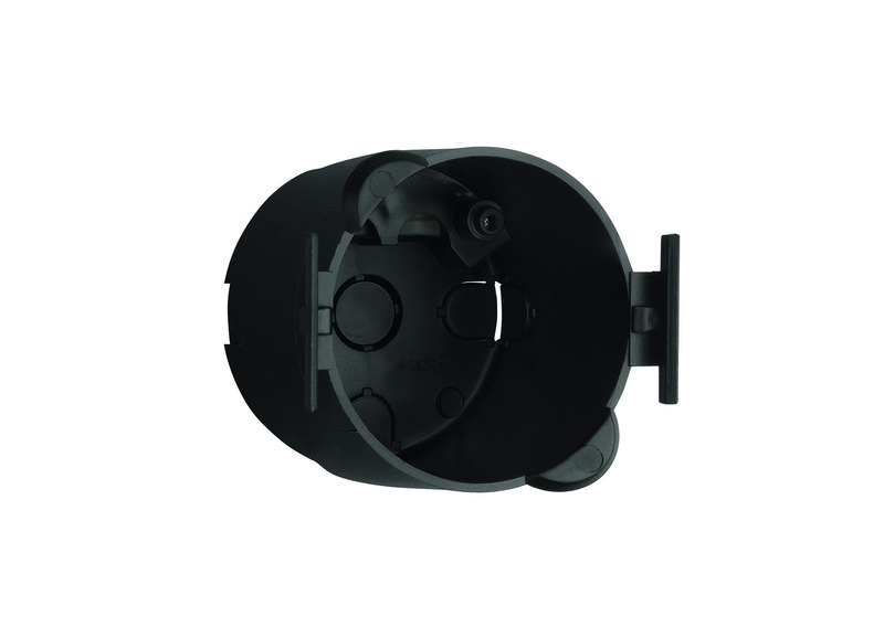 Zásuvka 230 V: ochranná krytka kontaktů pro 2 kabely, montážní hloubka 45 mm. Volné stránky