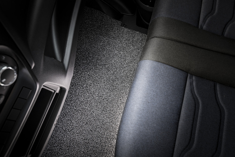 CARBEST Koberec do kabiny řidiče pro VW T6.1/T6 od roku výroby 2015