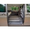 Komfortní lůžko pro VW T5/T6 Multivan / California Beach od modelového roku 2003