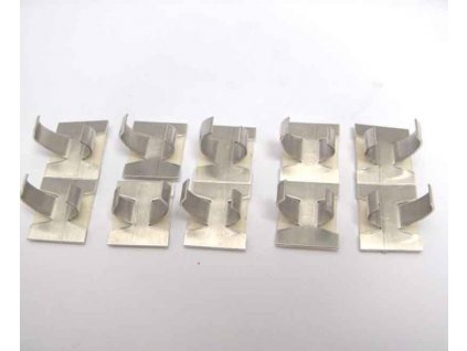 279673 uvolnena samosvorna kabelova svorka