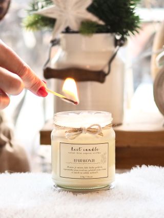 Harmonie- vaše oblíbená kombinace vanilky a mandlí 🕯️✨🤍