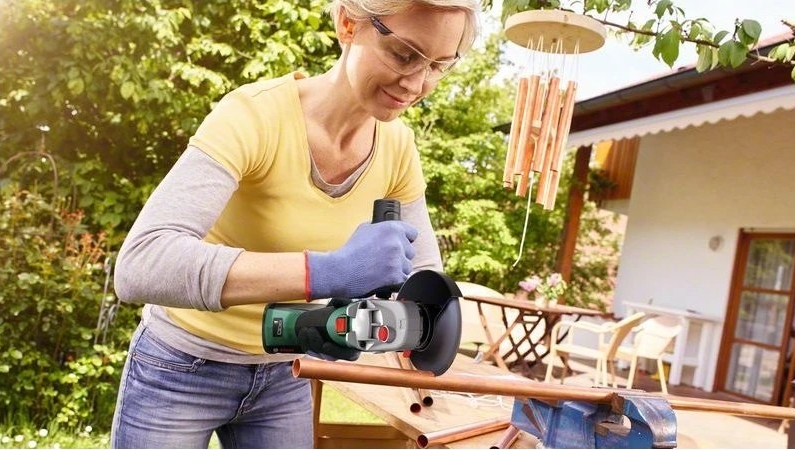 Uhlové brúsky – ako si vybrať tú pravú pre rezanie, brúsenie a leštenie