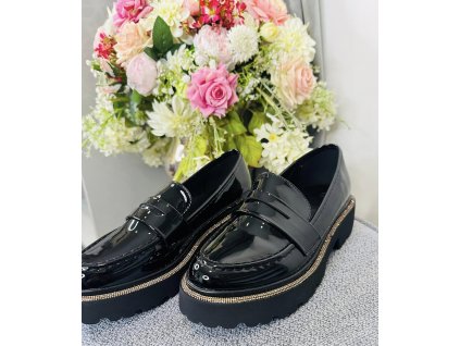 Čierne, lakované dámske topánky WENDY