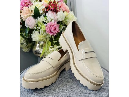 Béžové lakované mokasíny TRACY