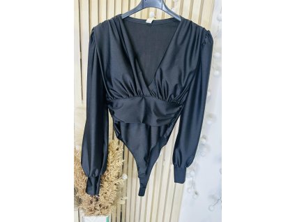 485628369 1070040161835805 7857478275646882909 n (1)