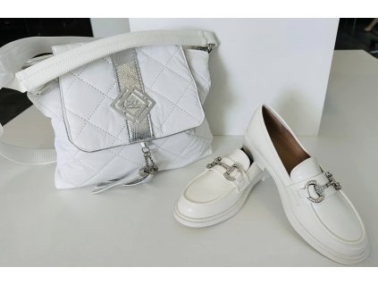 Biele poltopánky s ozdobou