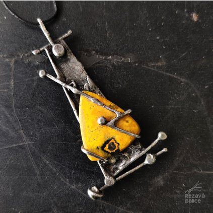 majak jaspis bumblebee