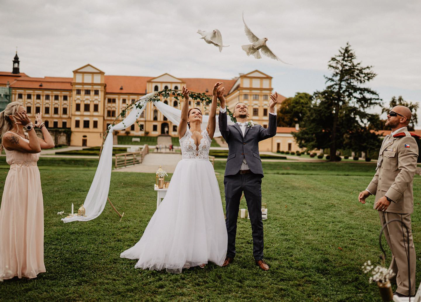 Svatební obřad na klíč