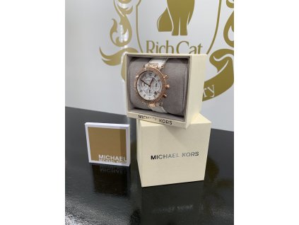 370522B2 E39C 40EF 81B6 2A20EE970F67