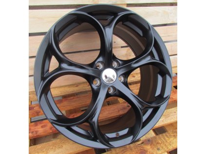 Alu kola design Alfa Romeo 18x8 5x110 ET33 65,1 černé