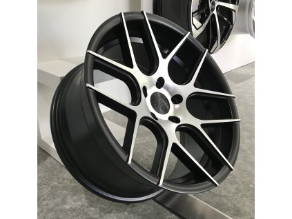 Alu kola Haxer 18x8 5x120 ET35 72,6 černé leštěné