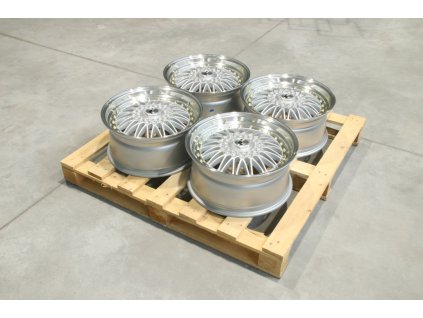 Set of JR9 18x8 + 18x9 ET35 5x112/114,3 Silver (PCD 5x112, ET 40)