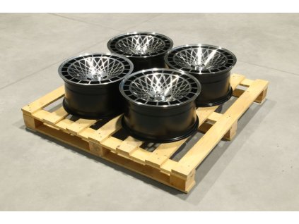 Set of JR14 17x8,5 ET15 4x100 Gloss Black Machined Face (Rozměr 17x8,5)