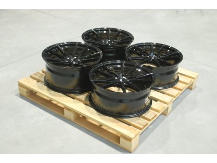 Set of JR21 19x8 ET35 + 19x9 ET35 5x112 Gloss Black (PCD 5x112, ET 35)