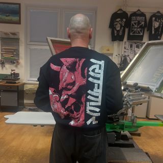 Sám firmě modelem, je to někdy fakt dřina… 🤦🏻‍♂️😄