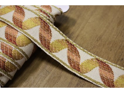 Žakárová stuha se zlatou niti