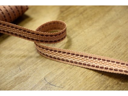 hnědá žakárová stuha s čokoládovým štepem