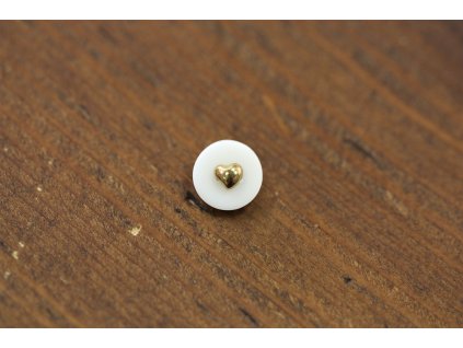 Halenkový knoflík se srdíčkem uprostřed, 10mm