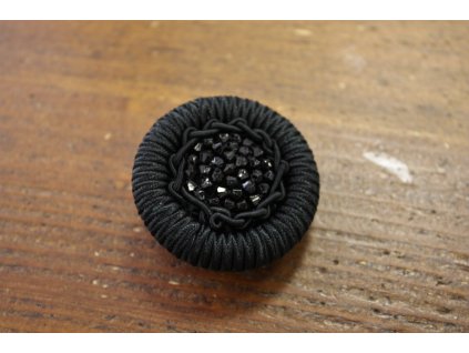Ručně vyšitý knoflík, 48mm