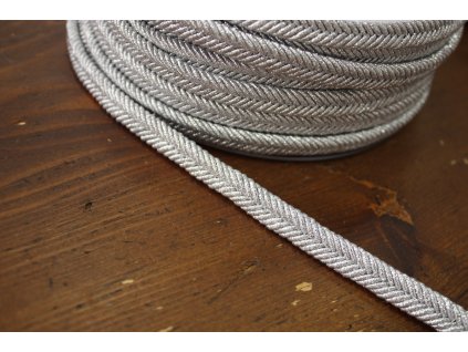 Stříbrný  provaz "copánek" s lurexem, 10mm